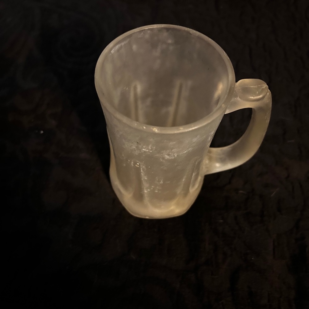 Gray and White Dining Mug with Sturdy Handle